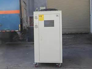 Referencia visual del enfriador o chiller PAC en las instalaciones del cliente