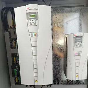 Inversor Siemens/ABB con componentes Schneider